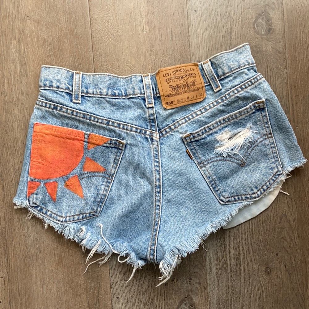 Vintage Levi shorts! 🤙🏽🔥🔥🔥